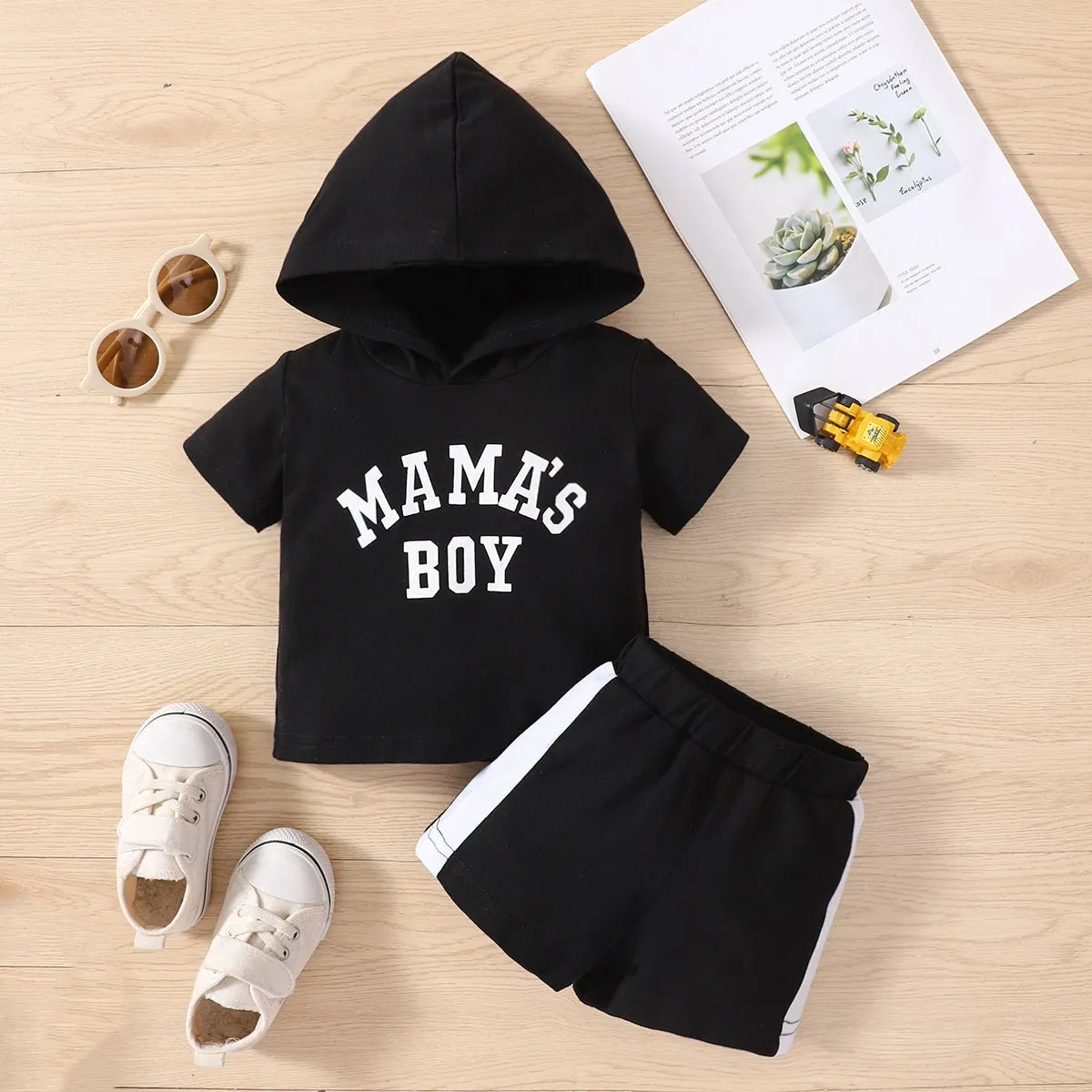 2pcs Baby Boy/Girl Letter Print Hooded Short-sleeve Top & Shorts Set