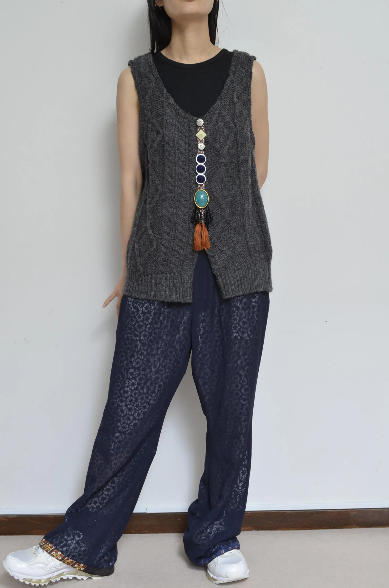 KNIT BIJOUX TANK-TOP/GRY