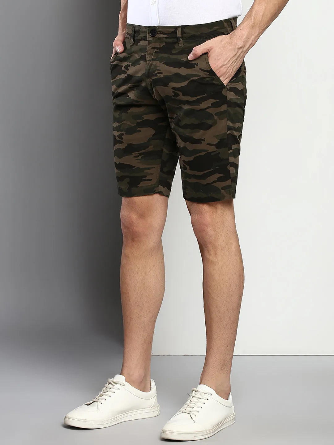 Men's Natural Olive Slim Fit Mid Rise Casual Cotton Shorts