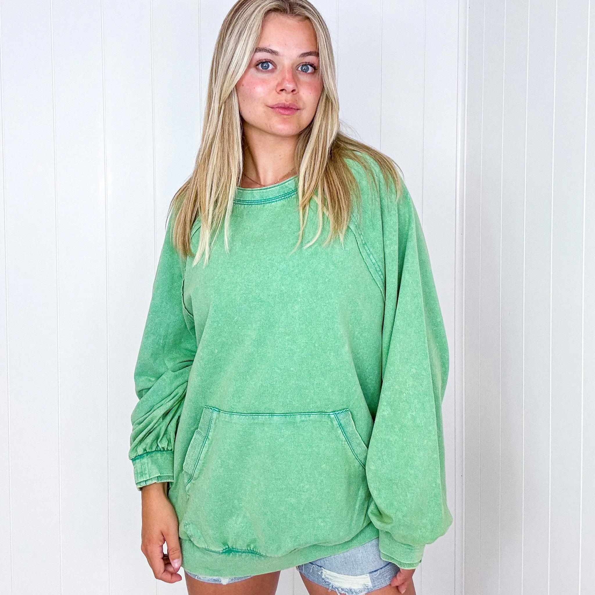 Pull Me Over the Cloud Long Sleeve Kangaroo Pouch Pullover in 2 Colors