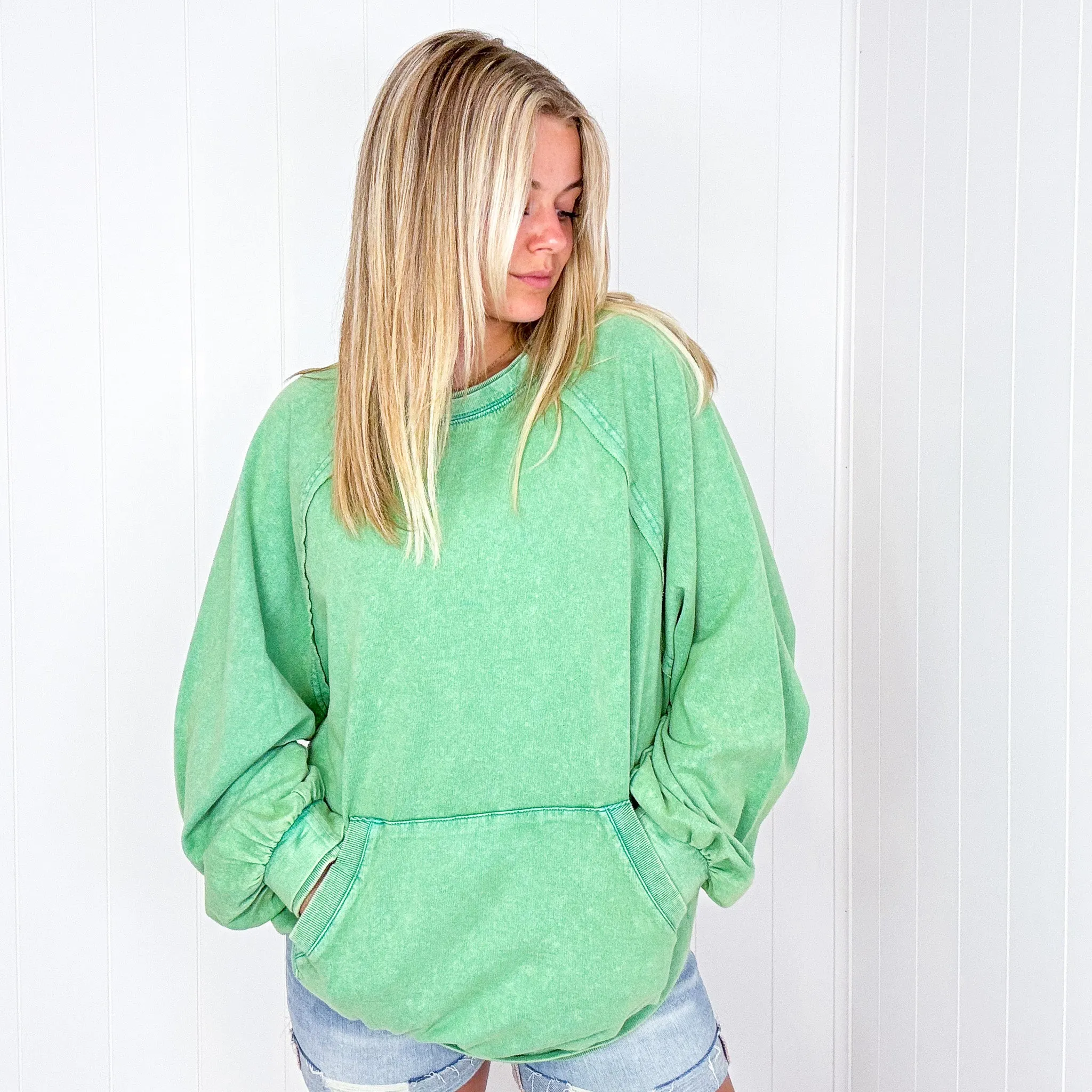 Pull Me Over the Cloud Long Sleeve Kangaroo Pouch Pullover in 2 Colors